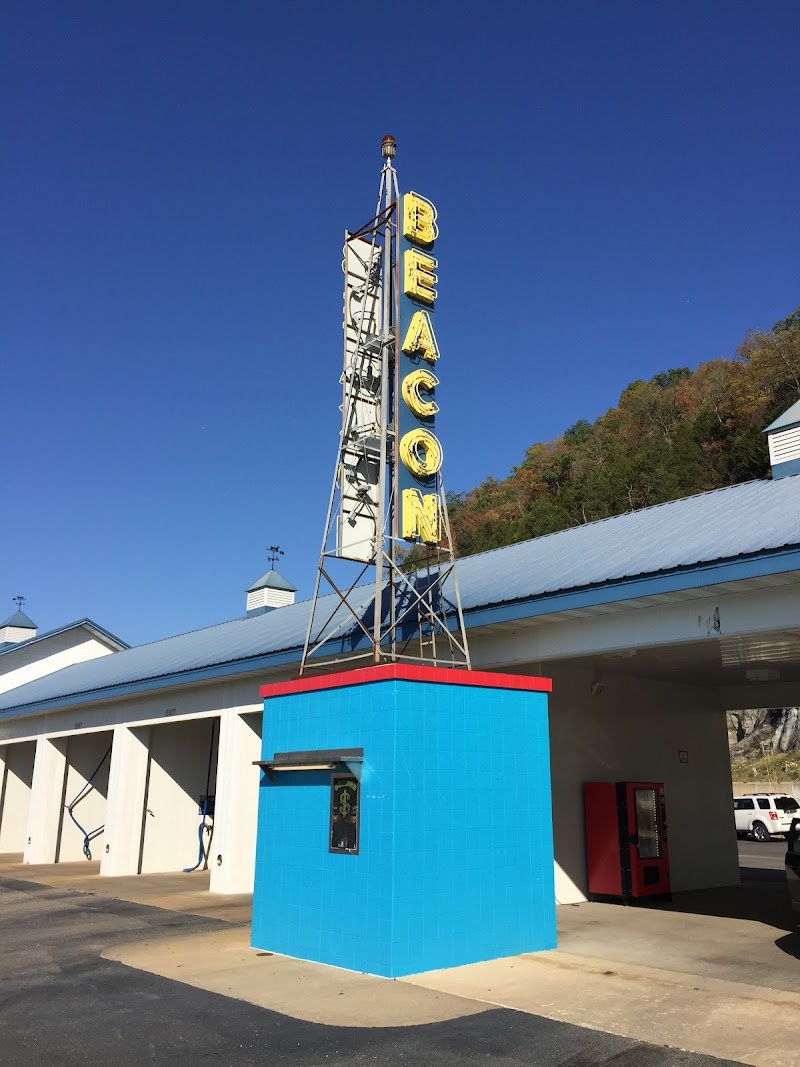 Beacon Car Wash in Pacific, Missouri