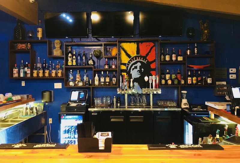 Hooch’s 66 Bar & Grill in Golden Shores, Arizona